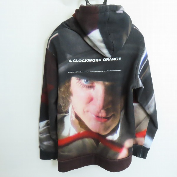 実際に弊社で買取させて頂いたUNDER COVER/アンダーカバー 時計じかけのオレンジ プルオーバーパーカー UCX4806-1/3の画像 1枚目