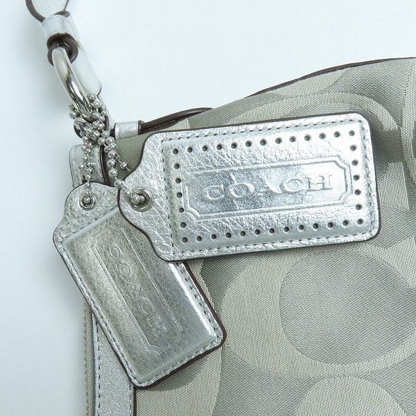 実際に弊社で買取させて頂いたCOACH/コーチ シグネチャー クロスボディ ショルダーバッグ F19742 の画像 7枚目