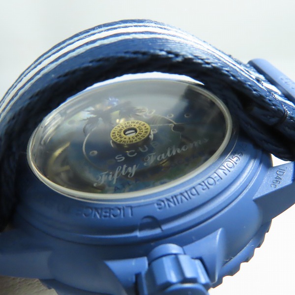 実際に弊社で買取させて頂いた【保証期間内】blancpain×swatch/ブランパン×スウォッチ ATLANTIC OCEAN ダイバーズウォッチ SO35A100の画像 3枚目