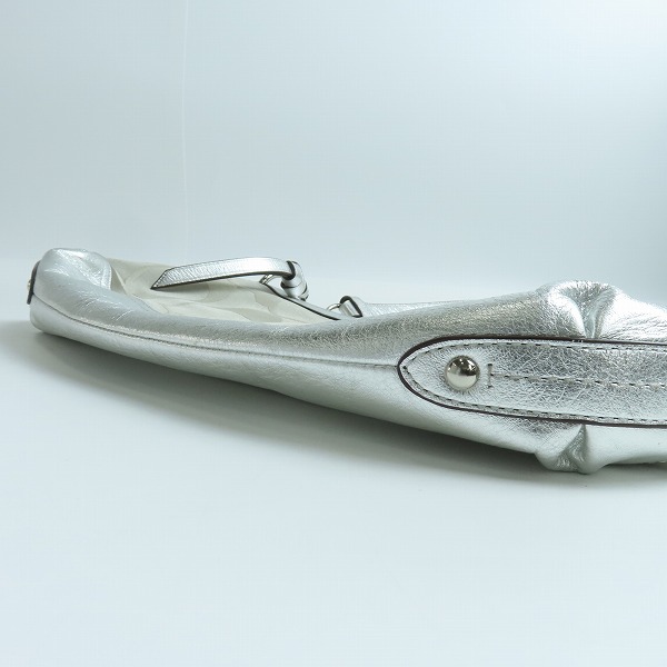 実際に弊社で買取させて頂いたCOACH/コーチ シグネチャー クロスボディ ショルダーバッグ F19742 の画像 3枚目