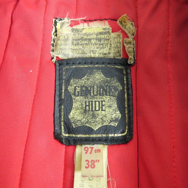実際に弊社で買取させて頂いたLEWIS LEATHERS/ルイスレザー 80s ヴィンテージ NEVADA/ネバダ レザー ライダースジャケット/38の画像 3枚目