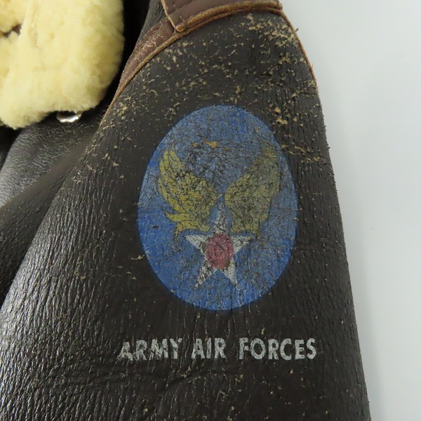 実際に弊社で買取させて頂いたTHE REAL McCOY'S/旧リアルマッコイズ TYPE B-6 ムートンフライトジャケット NO.39H4825/42Rの画像 4枚目