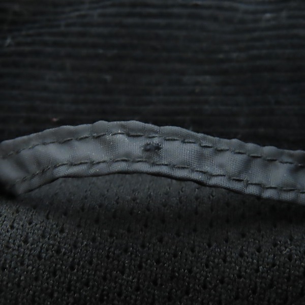 実際に弊社で買取させて頂いたBarbour/バブアー BORDER SL NYLON ナイロン コート 1601102 /38 収納袋付きの画像 7枚目