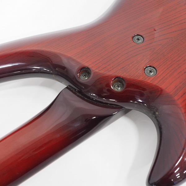 実際に弊社で買取させて頂いた★難有り】Aria Pro II/アリアプロ2 AVB-950 ダンカン製PU搭載 イコライザー切替スイッチ付 4弦エレキベース ケース付の画像 8枚目