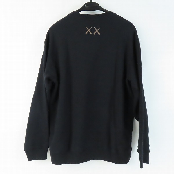 実際に弊社で買取させて頂いたUNIQLO×KAWS/ユニクロ×カウズ プルオーバー スウェット/Lの画像 1枚目