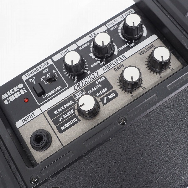 実際に弊社で買取させて頂いたRoland/ローランド MICRO CUBE マイクロキューブ ギターコンボアンプ ACアダプター付【動作確認済】の画像 4枚目