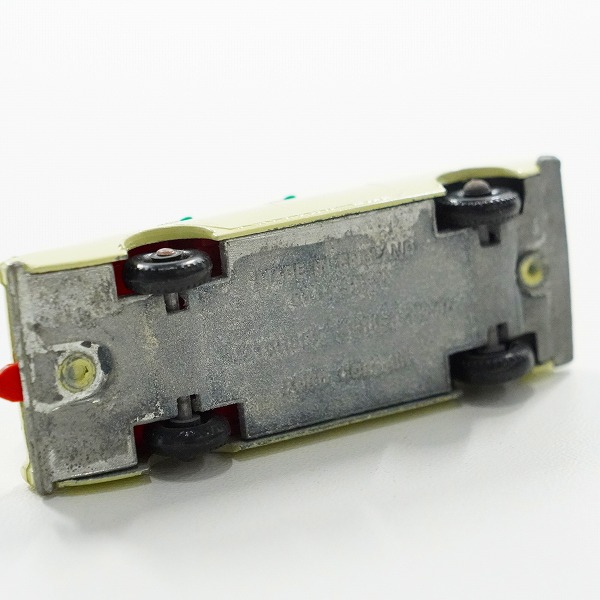 実際に弊社で買取させて頂いたMATCHBOX/マッチボックス No.45 FORD CORSAIR & BOAT/フォード コルセア & ボート ミニカーの画像 5枚目