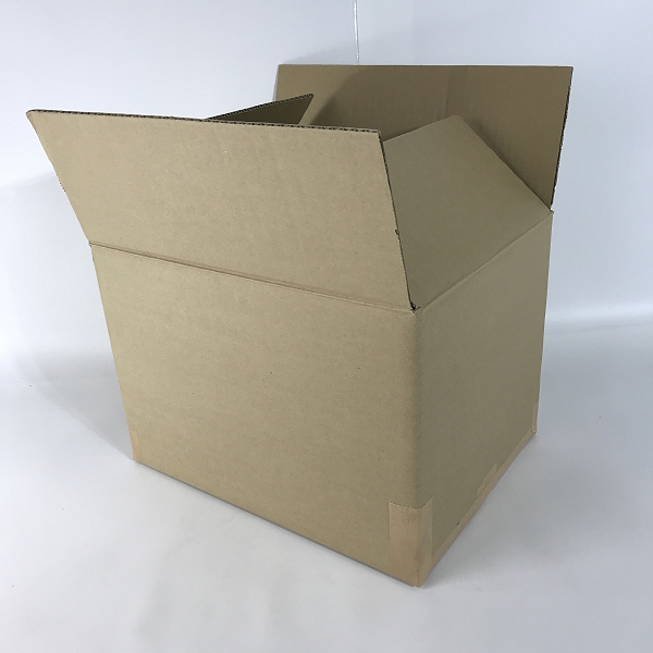 実際に弊社で買取させて頂いた【おまとめ】ポールスミス/トミーヒルフィガー/コロンビア 他 デニムジャケット/パンツ/Tシャツ 等の画像 2枚目