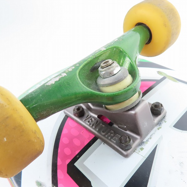 実際に弊社で買取させて頂いたREAL SKATEBOARDS/リアル Roll Forever  VENTURE トラック スケートボード/コンプリートデッキの画像 2枚目