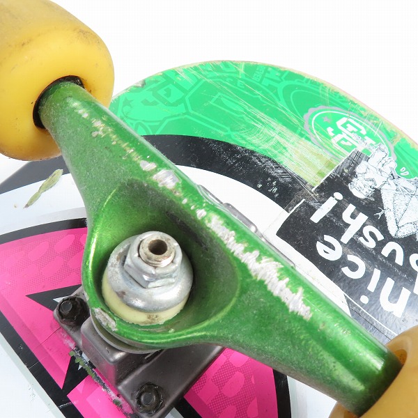 実際に弊社で買取させて頂いたREAL SKATEBOARDS/リアル Roll Forever  VENTURE トラック スケートボード/コンプリートデッキの画像 6枚目