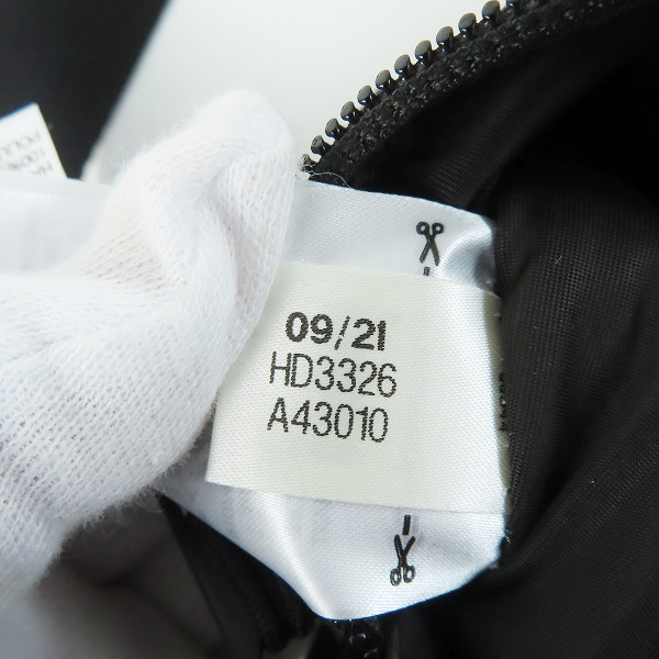 実際に弊社で買取させて頂いたY-3/ワイスリー Yohji Yamamoto×adidas/ヨウジヤマモト×アディダス スクエアロゴパッチ ボディバッグ HD3326の画像 8枚目