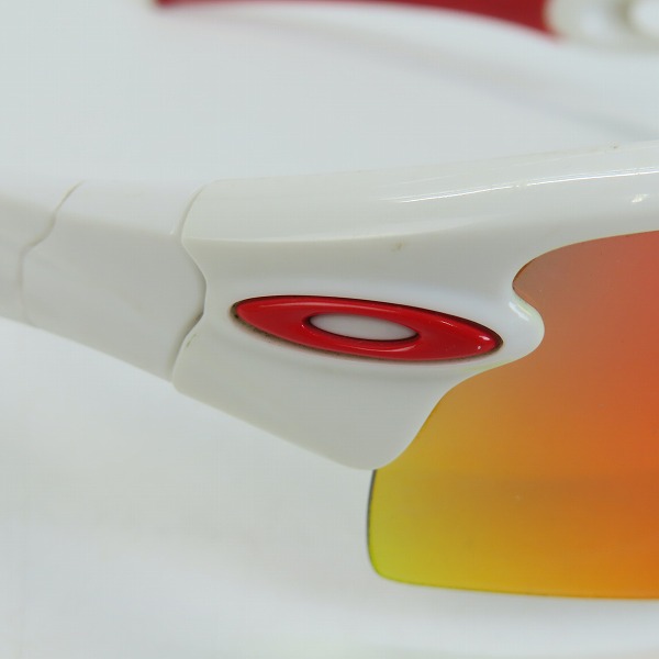 実際に弊社で買取させて頂いたOAKLEY/オークリー RADAR/レーダー サングラス/偏光グラス 26-212の画像 4枚目
