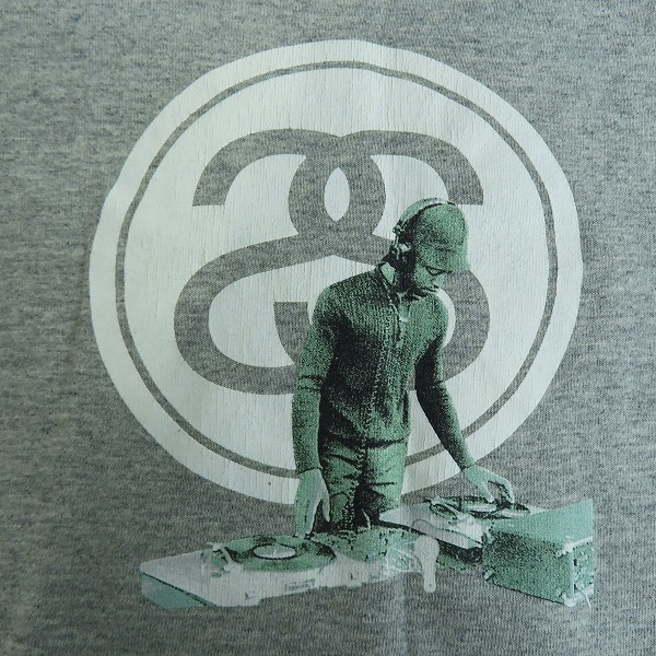 実際に弊社で買取させて頂いたSTUSSY/ステューシー 90s DJプリントTシャツ 長袖カットソー ロンT グレー 紺タグ Lの画像 4枚目