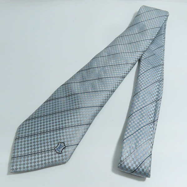 実際に弊社で買取させて頂いたLOUIS VUITTON/ルイヴィトン LVロゴ チェック柄 シルク100％ネクタイ