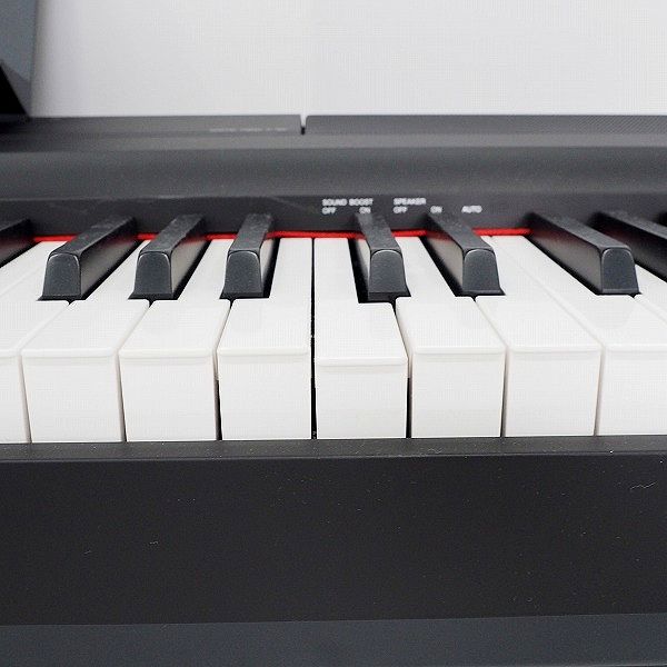 実際に弊社で買取させて頂いた★YAMAHA/ヤマハ P-125B 88鍵盤 電子ピアノ ブラック 2020年製 ペダル/ACアダプター付き【動作確認済】の画像 4枚目