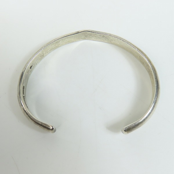 実際に弊社で買取させて頂いたARIZONA FREEDOM/アリゾナフリーダム 太陽神打込 唐草 バングル/ブレスレットの画像 5枚目