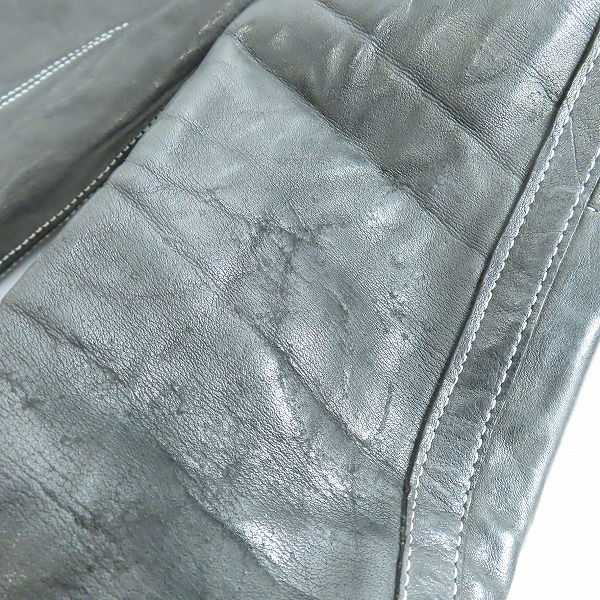 実際に弊社で買取させて頂いたBACKLASH/バックラッシュ ダブルショルダー カウレザー ステッチデザイン シングルライダースジャケット 935-02/1(S)の画像 8枚目