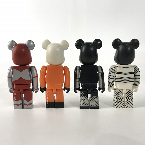 実際に弊社で買取させて頂いたメディコムトイ BE@RBRICK/ベアブリック 100％ MEETS ウルトラマン ULTR＠ PART1/ワンダーフェスティバル2003夏 開催記念 の画像 1枚目