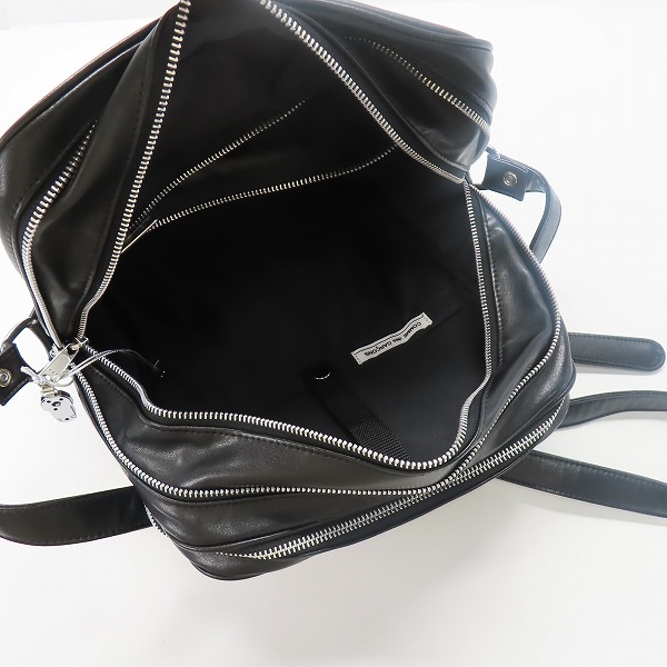 実際に弊社で買取させて頂いたCOMME des GARCONS/コムデギャルソン フェイクレザー/合皮 ショルダーバッグの画像 4枚目