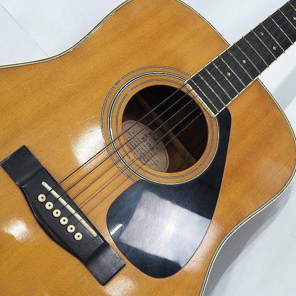 実際に弊社で買取させて頂いた★【難有り】YAMAHA/ヤマハ FG-250D アコースティックギター/アコギ 日本製 ソフトケース付の画像 5枚目