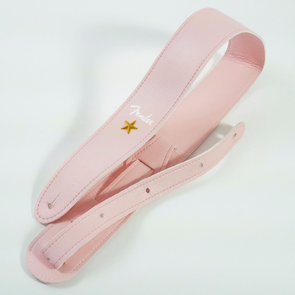 実際に弊社で買取させて頂いたFender/フェンダー レザー調 ギターストラップ ベースストラップ ライトピンク