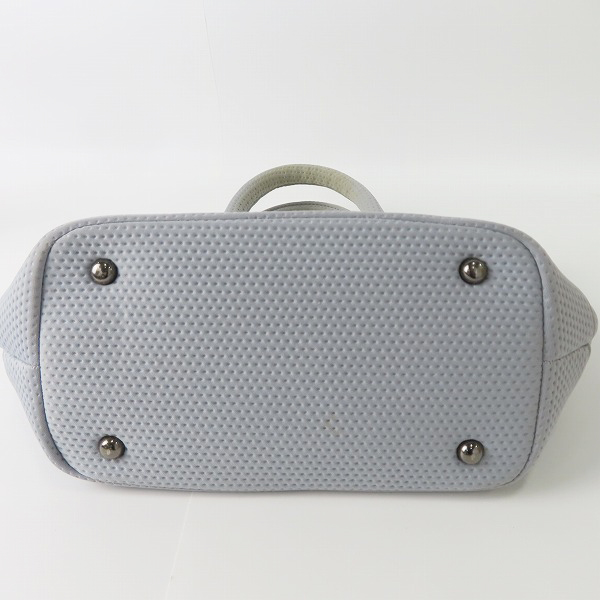 実際に弊社で買取させて頂いたHYDROGEN/ハイドロゲン ロゴチャーム付 ハンドバッグ グレーの画像 2枚目