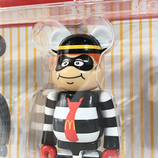 実際に弊社で買取させて頂いた【未開封】メディコムトイ×マクドナルド×ゴジラ BE@RBRICK/ベアブリック ゴジラVSマクドナルド 150％ 4PCS SETの画像 3枚目