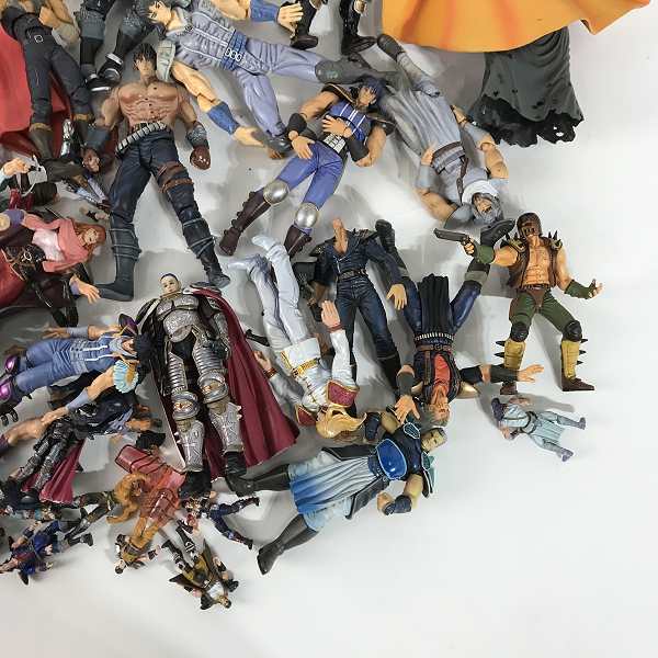 実際に弊社で買取させて頂いた【おまとめ】北斗の拳 ケンシロウ/ユダ/ラオウ/トキ 等 フィギュアの画像 4枚目