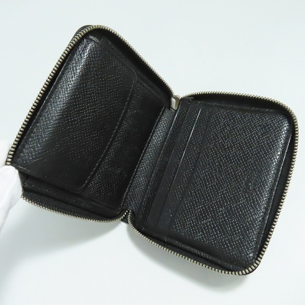 実際に弊社で買取させて頂いたHUGO BOSS/ヒューゴボス ラウンドファスナー 二つ折り財布/コンパクトウォレットの画像 3枚目