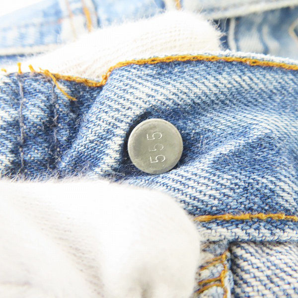実際に弊社で買取させて頂いたLevi’s/リーバイス 80年代頃 501 刻印555 バレンシア工場 赤耳/スモールe ボタンフライ デニムパンツの画像 4枚目