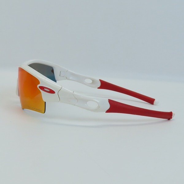 実際に弊社で買取させて頂いたOAKLEY/オークリー RADAR/レーダー サングラス/偏光グラス 26-212の画像 2枚目