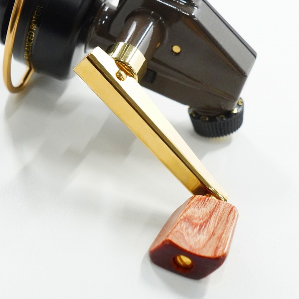 実際に弊社で買取させて頂いたAbuGarcia×DAYSPROUT/アブガルシア×ディスプラウト Cardinal 3 BRX CDL カーディナル スピニングリール 袋/箱付きの画像 3枚目