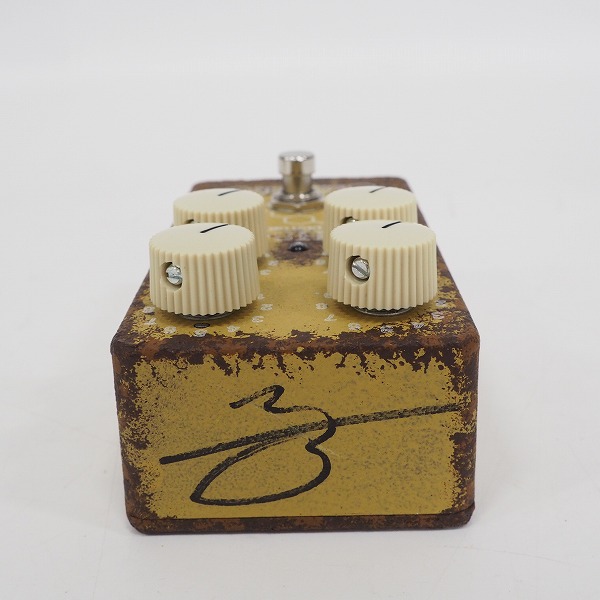 実際に弊社で買取させて頂いたKarDiaN/カージアン VITAMIN C "ADD CBF" ファズ 歪み系エフェクター【動作確認済】の画像 4枚目