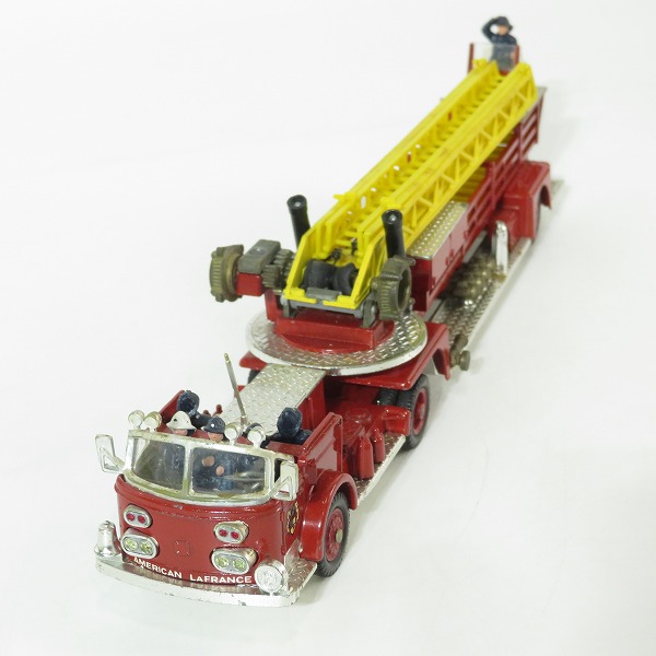 実際に弊社で買取させて頂いたCORGI MAJOR/コーギーメジャー AMERICAN LAFRANCE Aerial Rescue Truck/レスキュートラック/はしご車 1143 ミニカーの画像 1枚目