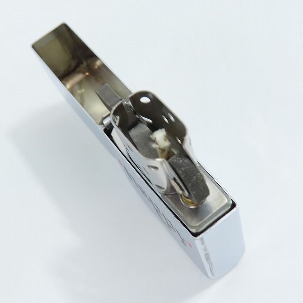 実際に弊社で買取させて頂いたZIPPO/ジッポー 1941レプリカ Paul Smith happy 2005年製の画像 4枚目