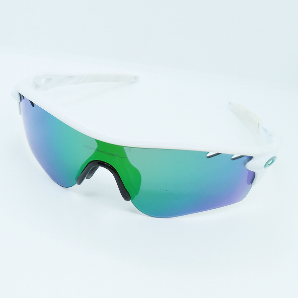 実際に弊社で買取させて頂いたOAKLEY/オークリー RADARLOCK PATH アイウェア/サングラス OO9206-05 の画像 0枚目
