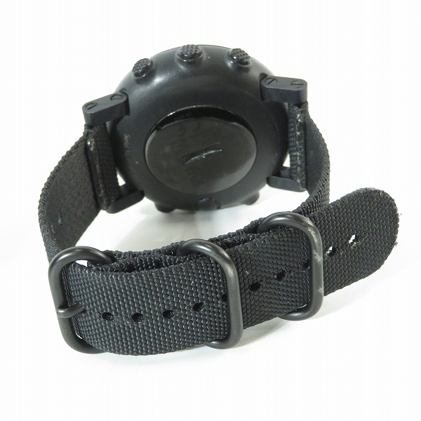 実際に弊社で買取させて頂いたSUNTO/スント CORE BLACK RED アウトドアウォッチ S023158000の画像 2枚目