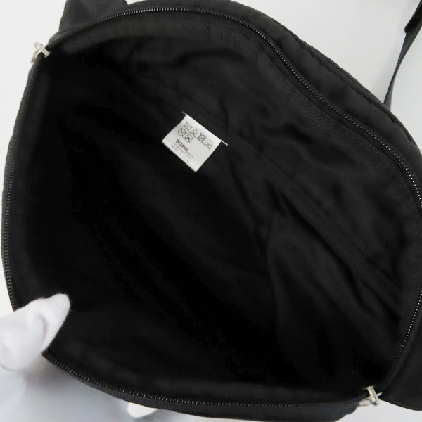 実際に弊社で買取させて頂いたuniform experiment/ユニフォームエクスペリメント ボディバッグ ブラックの画像 4枚目