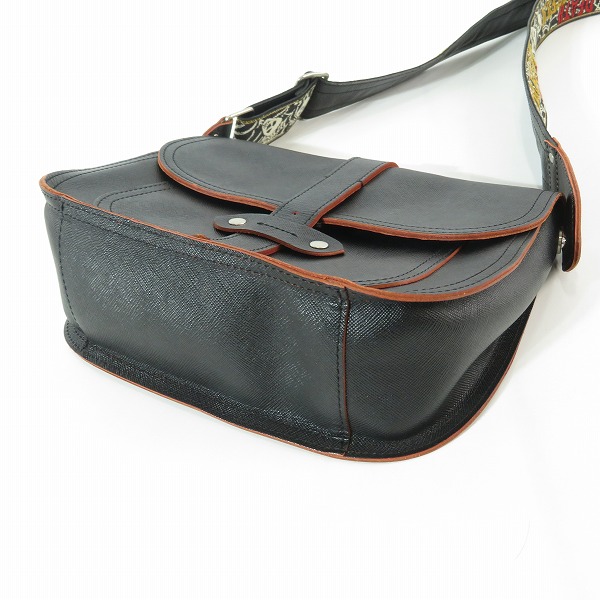 実際に弊社で買取させて頂いたHYSTERIC GLAMOUR/ヒステリックグラマー GUITAR STRAP LEATHER ショルダーバッグの画像 4枚目