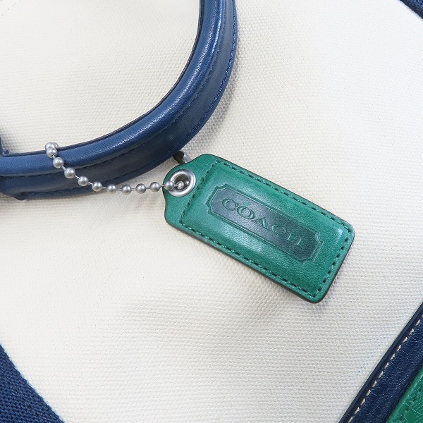 実際に弊社で買取させて頂いたCOACH/コーチ ヘリテージ シグネチャー キャンバス ウィークエンド トートバッグ F70832の画像 7枚目