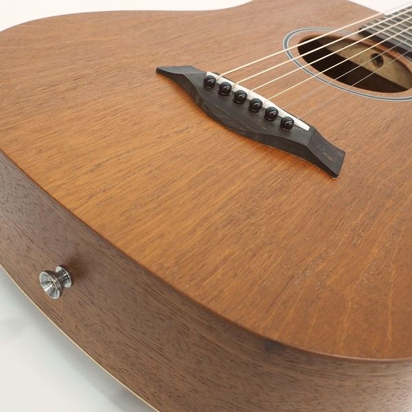 実際に弊社で買取させて頂いた ★【難有り】Taylor/テイラー Baby T Mahogany BT2 ミニアコースティックギター/アコギ 2018年製 ギグケース付の画像 6枚目