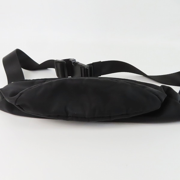 実際に弊社で買取させて頂いたuniform experiment/ユニフォームエクスペリメント ボディバッグ ブラックの画像 3枚目