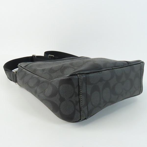 実際に弊社で買取させて頂いたCOACH/コーチ シグネチャー ショルダーバッグ F71167の画像 2枚目