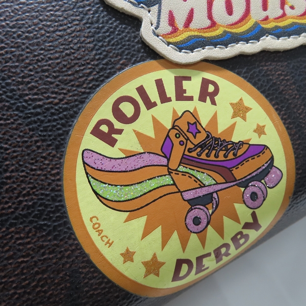 実際に弊社で買取させて頂いたCOACH×Disney/コーチ×ディズニー 長財布 シグネチャー柄 ワッペン刺繍 F31350の画像 6枚目