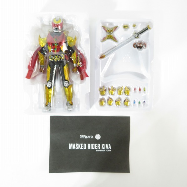 実際に弊社で買取させて頂いたBANDAI/バンダイスピリッツ S.H.Figuarts 真骨彫製法 仮面ライダーキバ エンペラーフォーム フィギュアの画像 1枚目