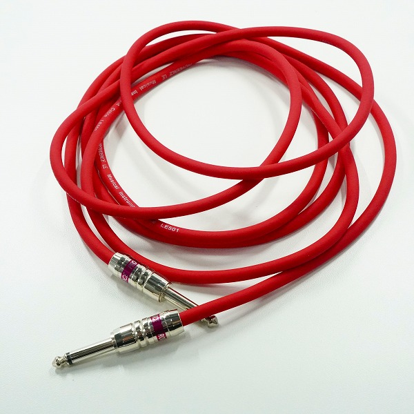 実際に弊社で買取させて頂いたProvidence/プロヴィデンス LE501 3.0m S/S RED 楽器用 シールド ギターシールド ベースシールド