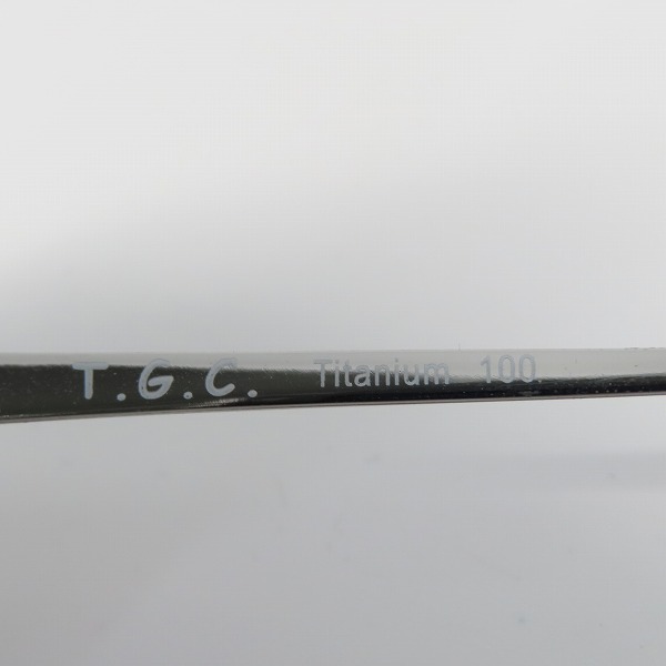 実際に弊社で買取させて頂いたHUGO BOSS/ヒューゴボス T.G.C. /ティージーシー他 眼鏡/メガネフレーム/サングラス/アイウェア 4点セットの画像 2枚目