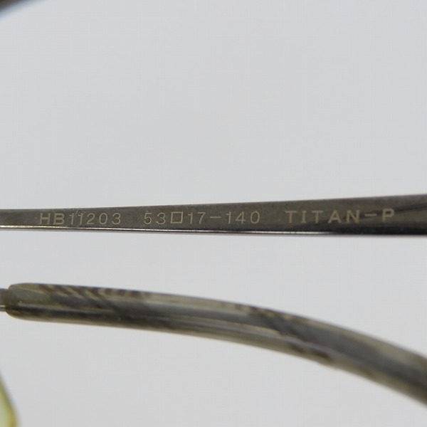 実際に弊社で買取させて頂いたHUGO BOSS/ヒューゴボス T.G.C. /ティージーシー他 眼鏡/メガネフレーム/サングラス/アイウェア 4点セットの画像 3枚目