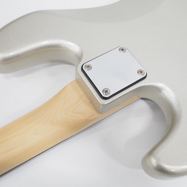 実際に弊社で買取させて頂いた★【難有り】Bacchus/バッカス UNIVERSE SERIES ジャズベースType 4弦エレキベースの画像 8枚目