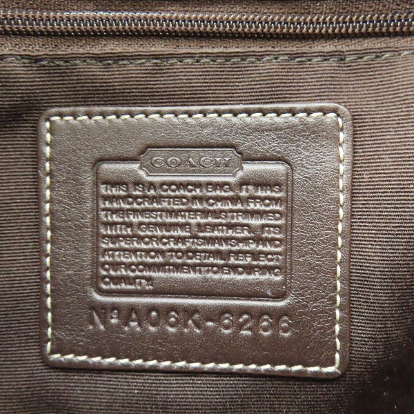 実際に弊社で買取させて頂いたCOACH/コーチ シグネチャー キャンバス ワンハンドル ハンドバッグ  6266の画像 4枚目